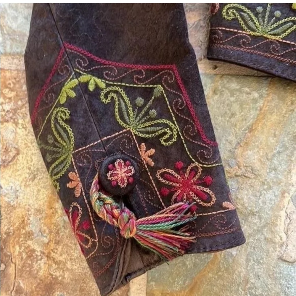 Double D Ranch Wear suede embroidered Peruvian Jacket limited edition RARE - Picture 9 of 14